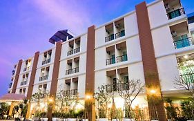 โรงแรมบุญศิริบูติกโฮเทล